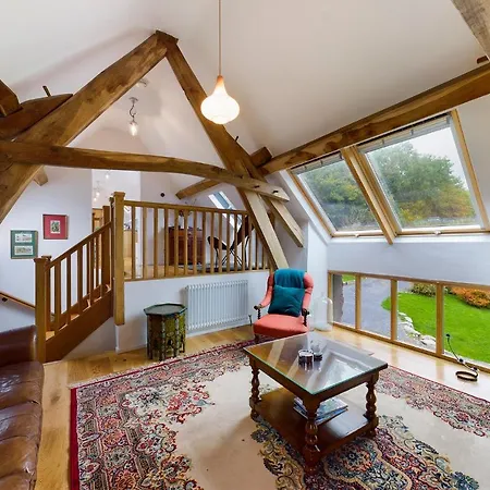 The Farm And Duddon View Barn * Broughton in Furness